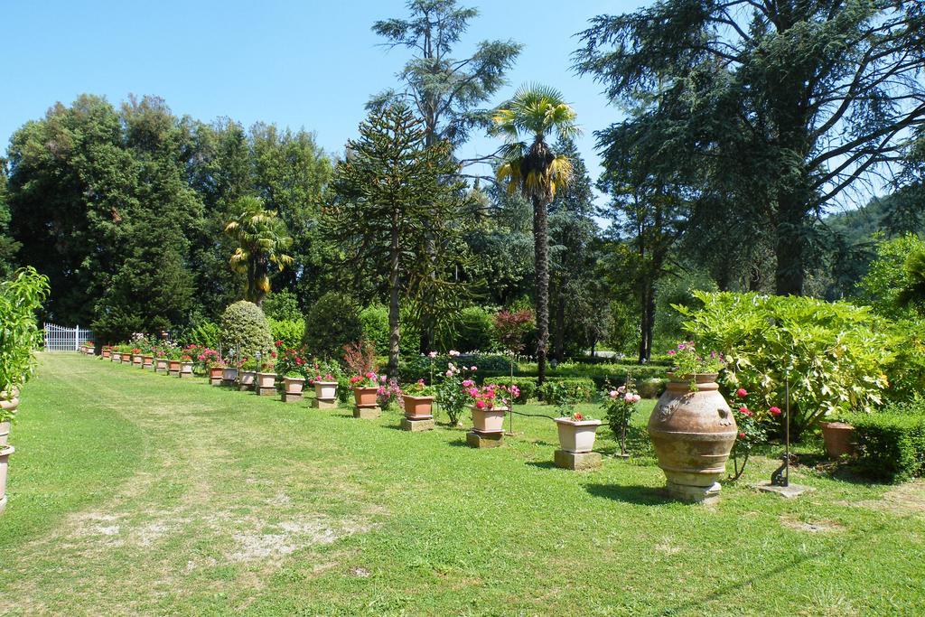 Gasthaus Agriturismo Fattoria Di Gragnone Exterior foto