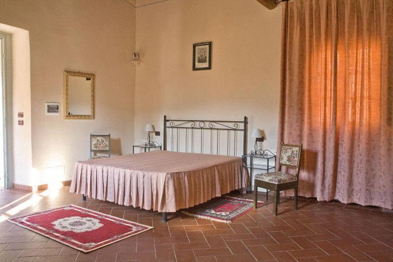 Gasthaus Agriturismo Fattoria Di Gragnone Exterior foto